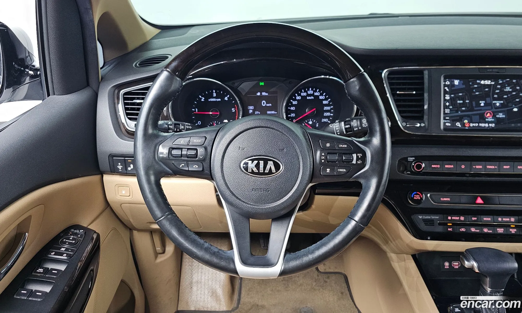 Kia Carnival 2018 KNAME81ABKS464677 — 9
