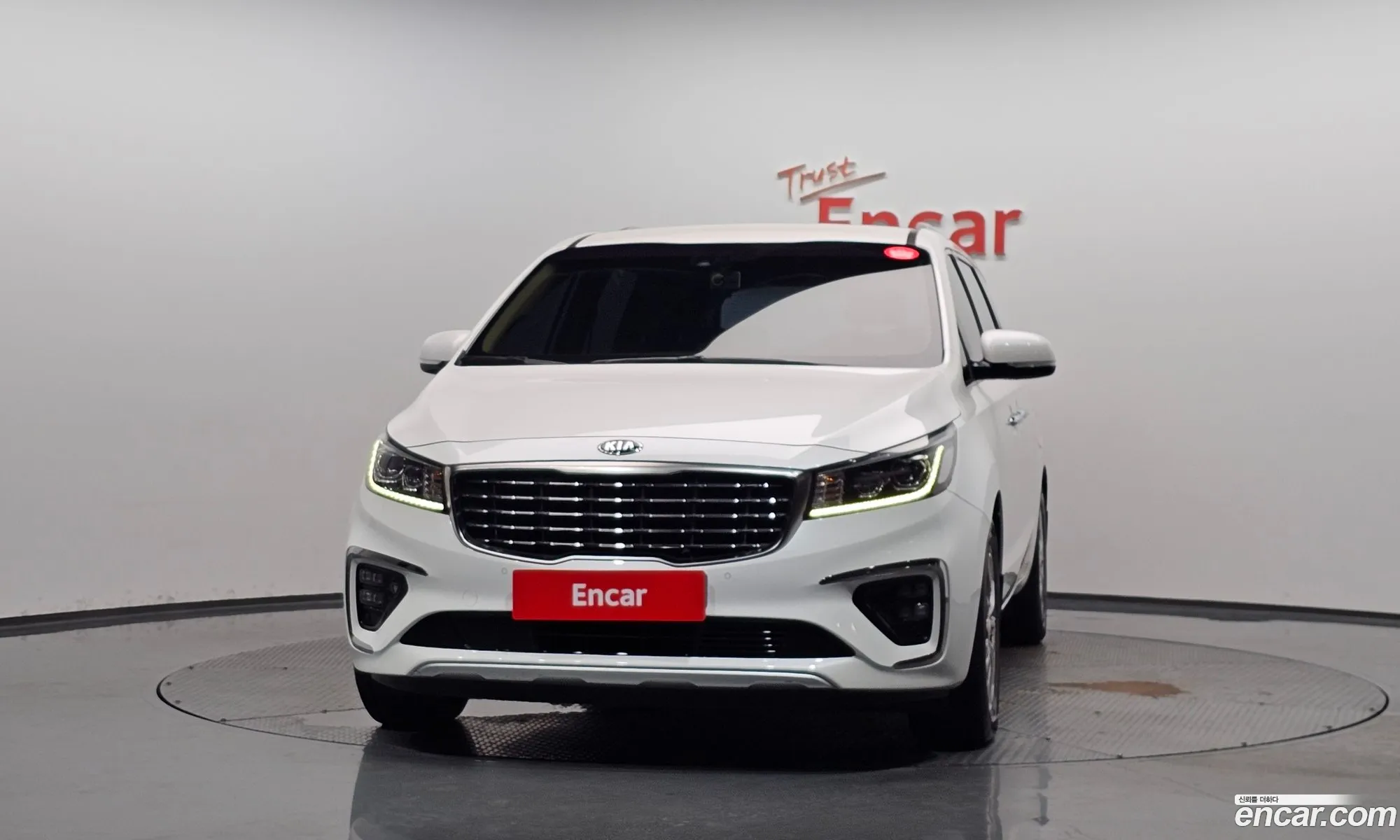 Kia Carnival 2018 KNAME81ABKS464677 — 16