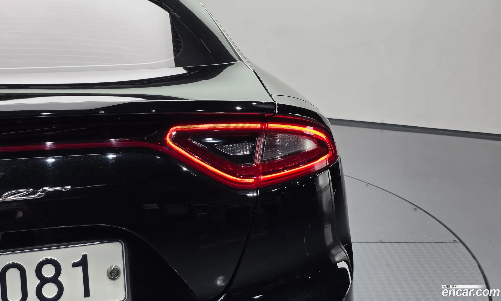 Kia Stinger 2018 KNAE351ABJS021888 — 6