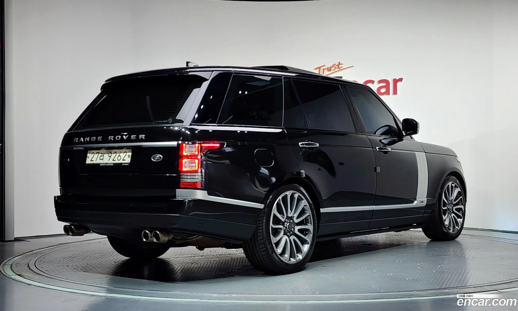 Land Rover Range Rover 2017 SALGA3FJ9HA369158 — 4