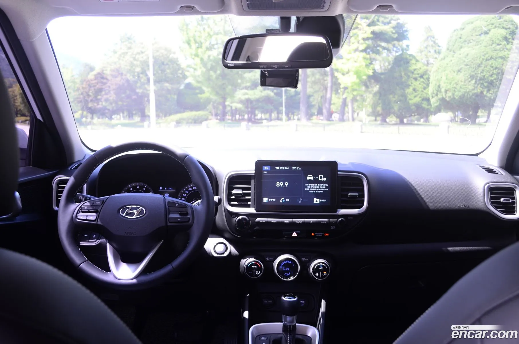 Hyundai Venue 2019 — 18