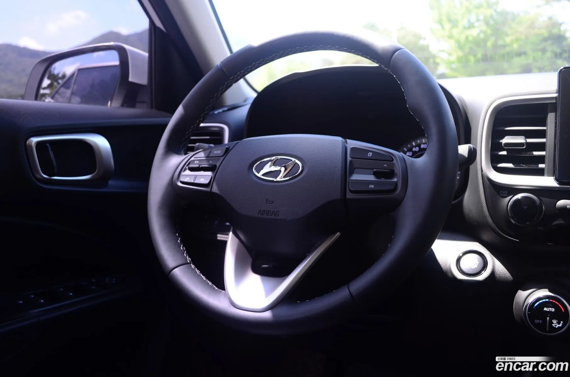 Hyundai Venue 2019 — 10