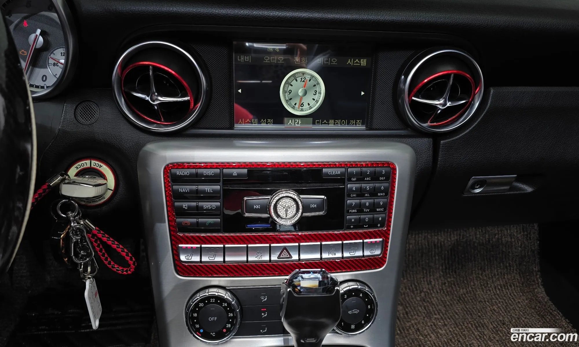 Mercedes-Benz SLK-Class 2012 WDDPK4JA7CF033883 — 25