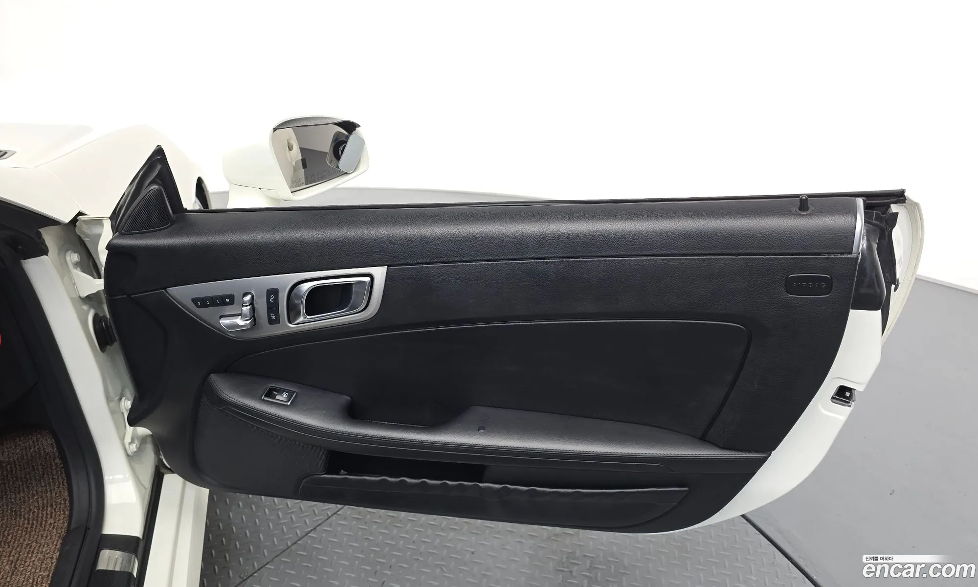 Mercedes-Benz SLK-Class 2012 WDDPK4JA7CF033883 — 10