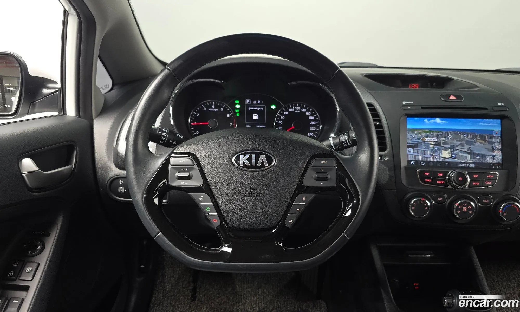 Kia K3 2018 KNAFK412BJA793153 — 20
