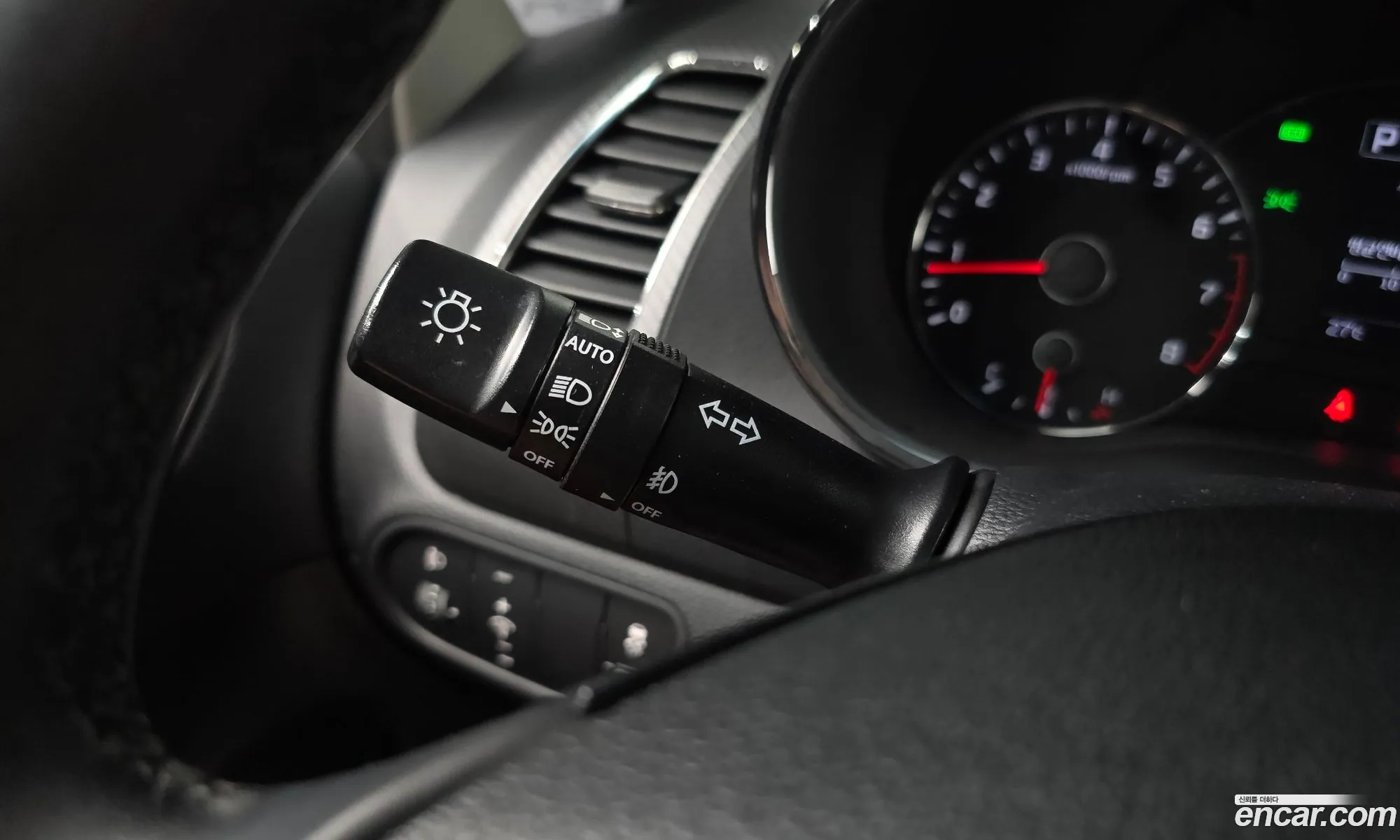 Kia K3 2018 KNAFK412BJA793153 — 6