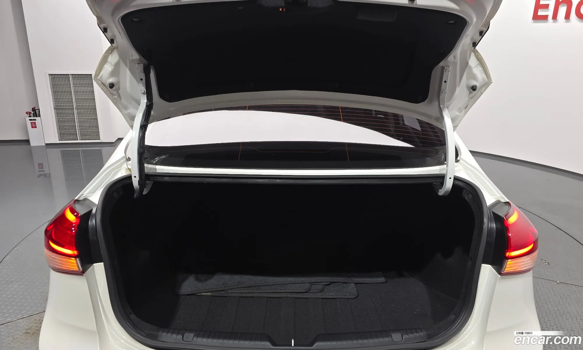 Kia K3 2018 KNAFK412BJA793153 — 13