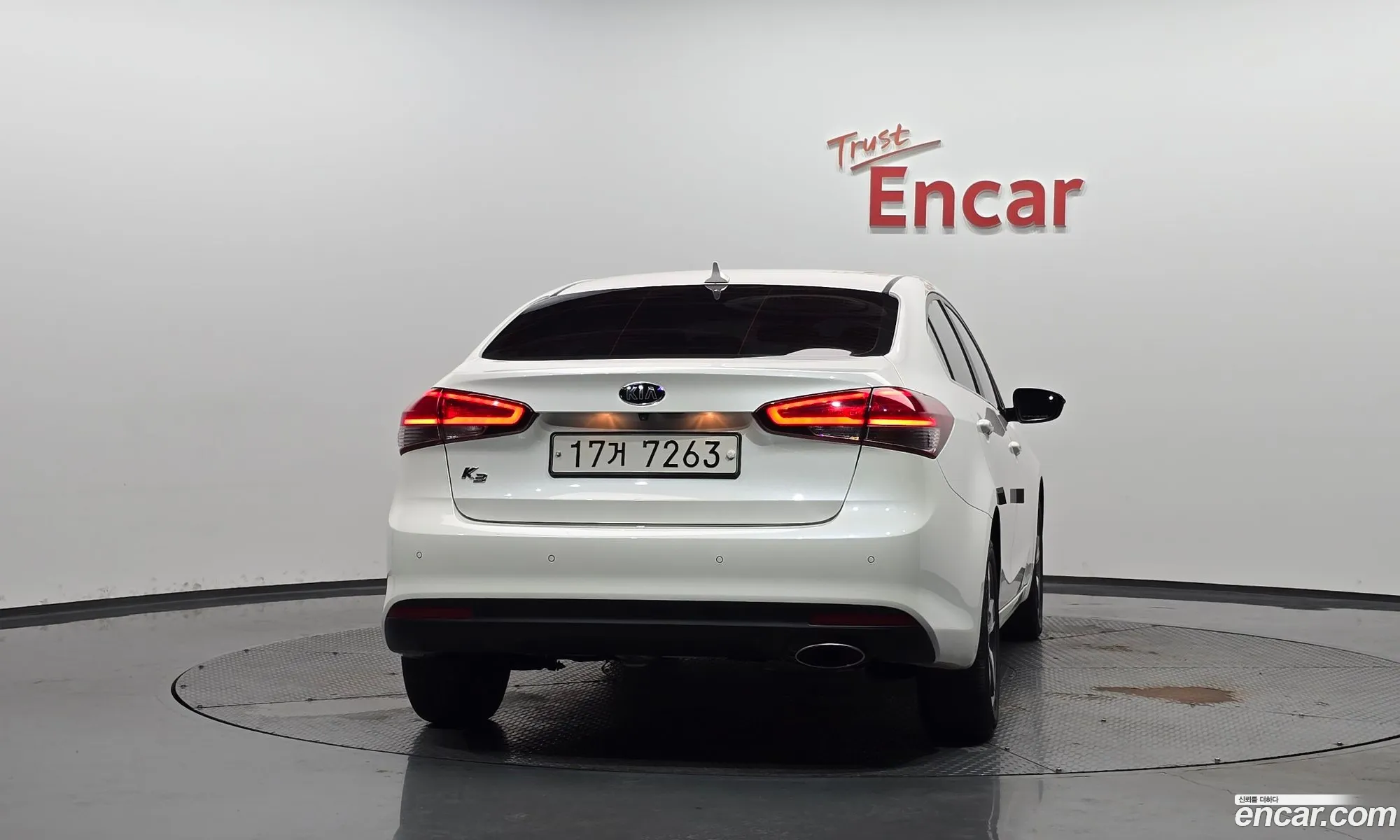 Kia K3 2018 KNAFK412BJA793153 — 28