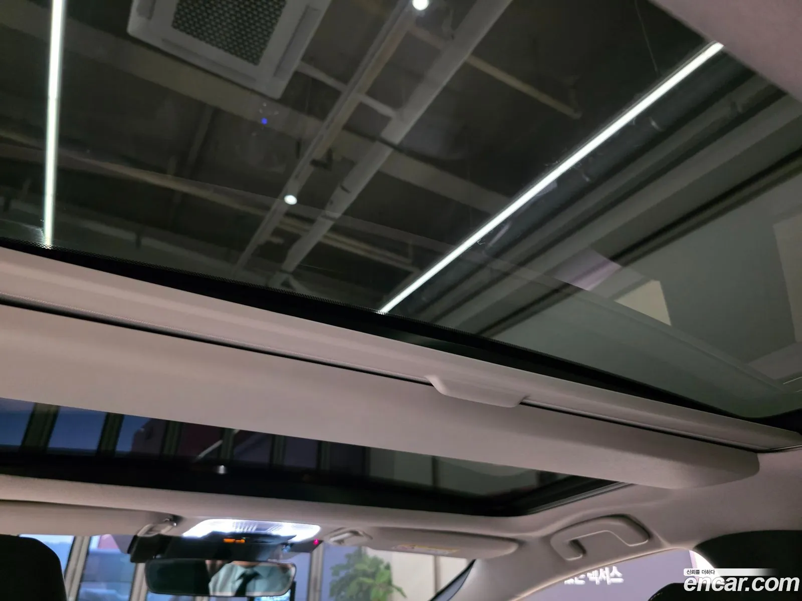 Toyota Prius 2024 — 2
