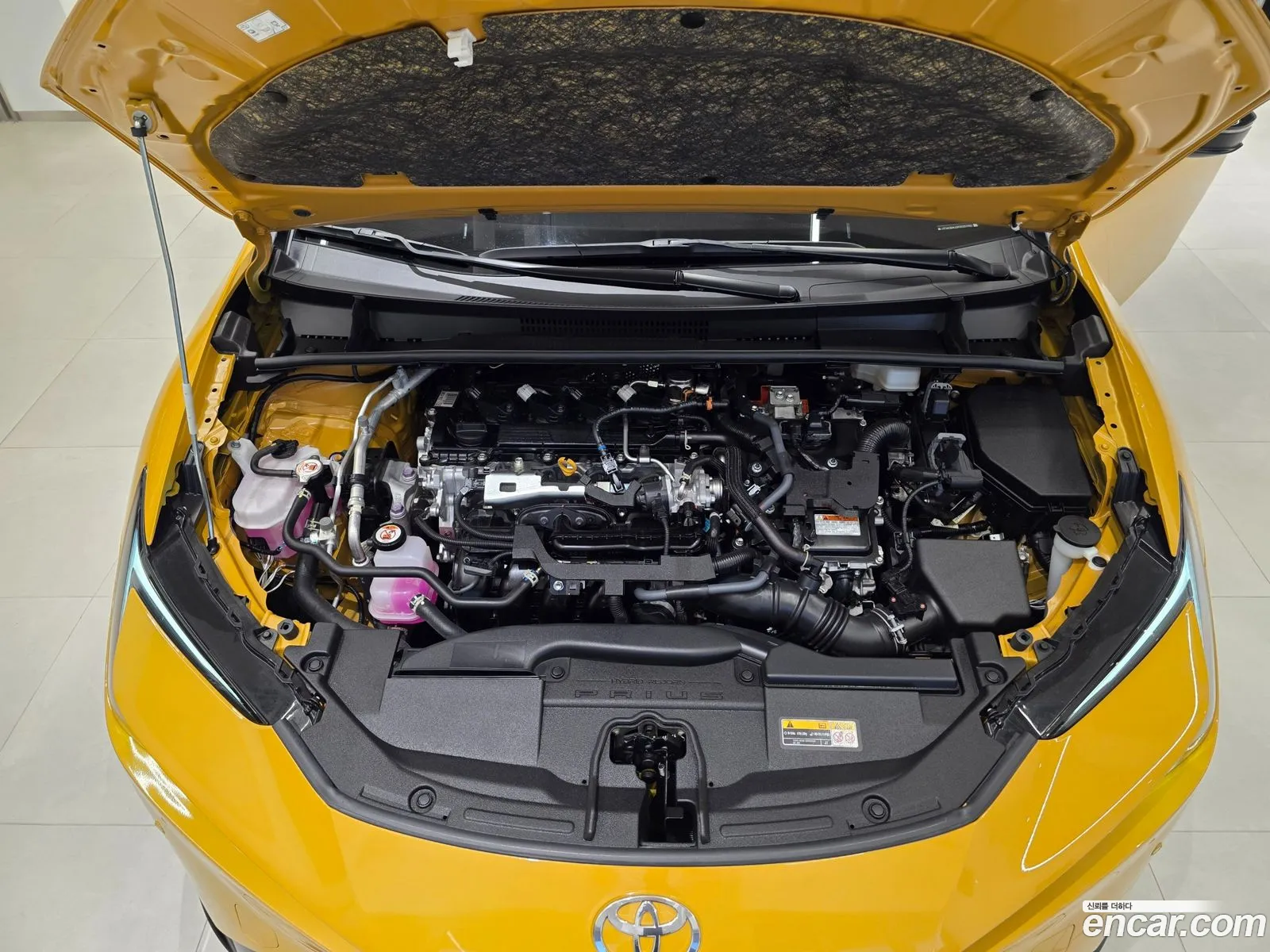 Toyota Prius 2024 — 12