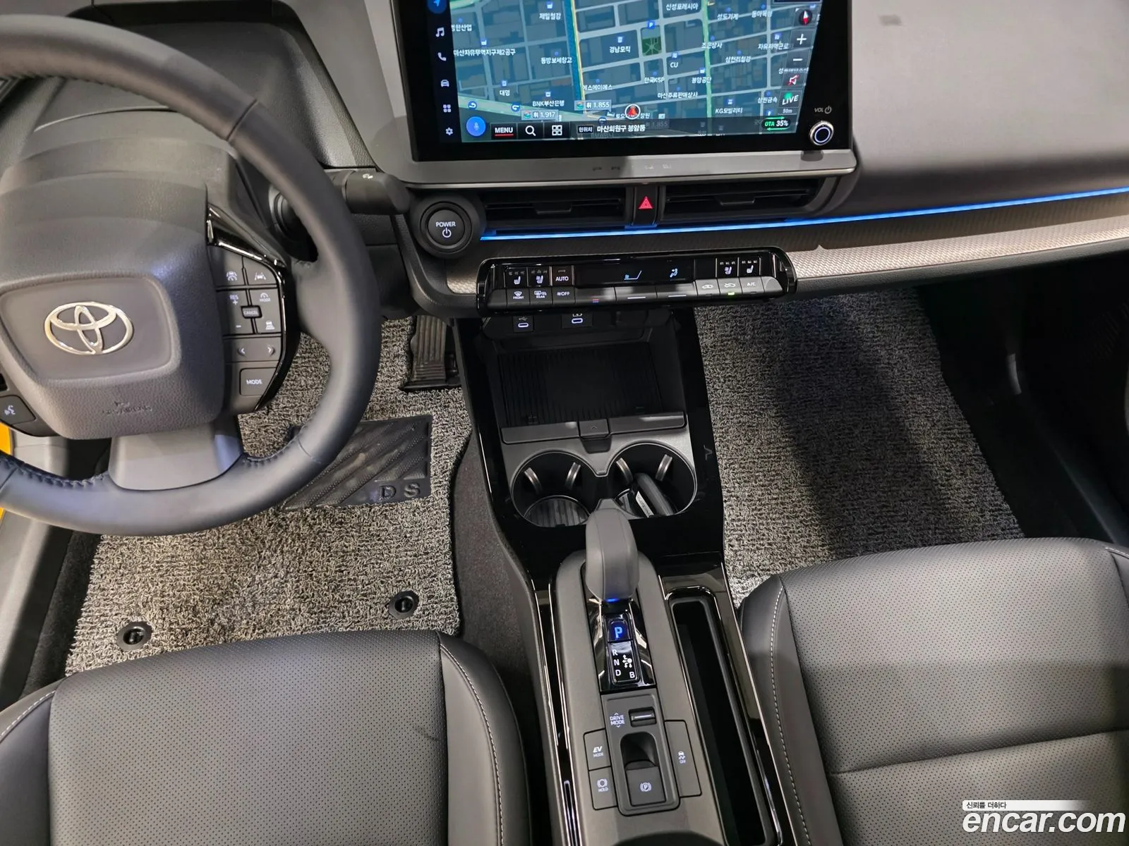 Toyota Prius 2024 — 4
