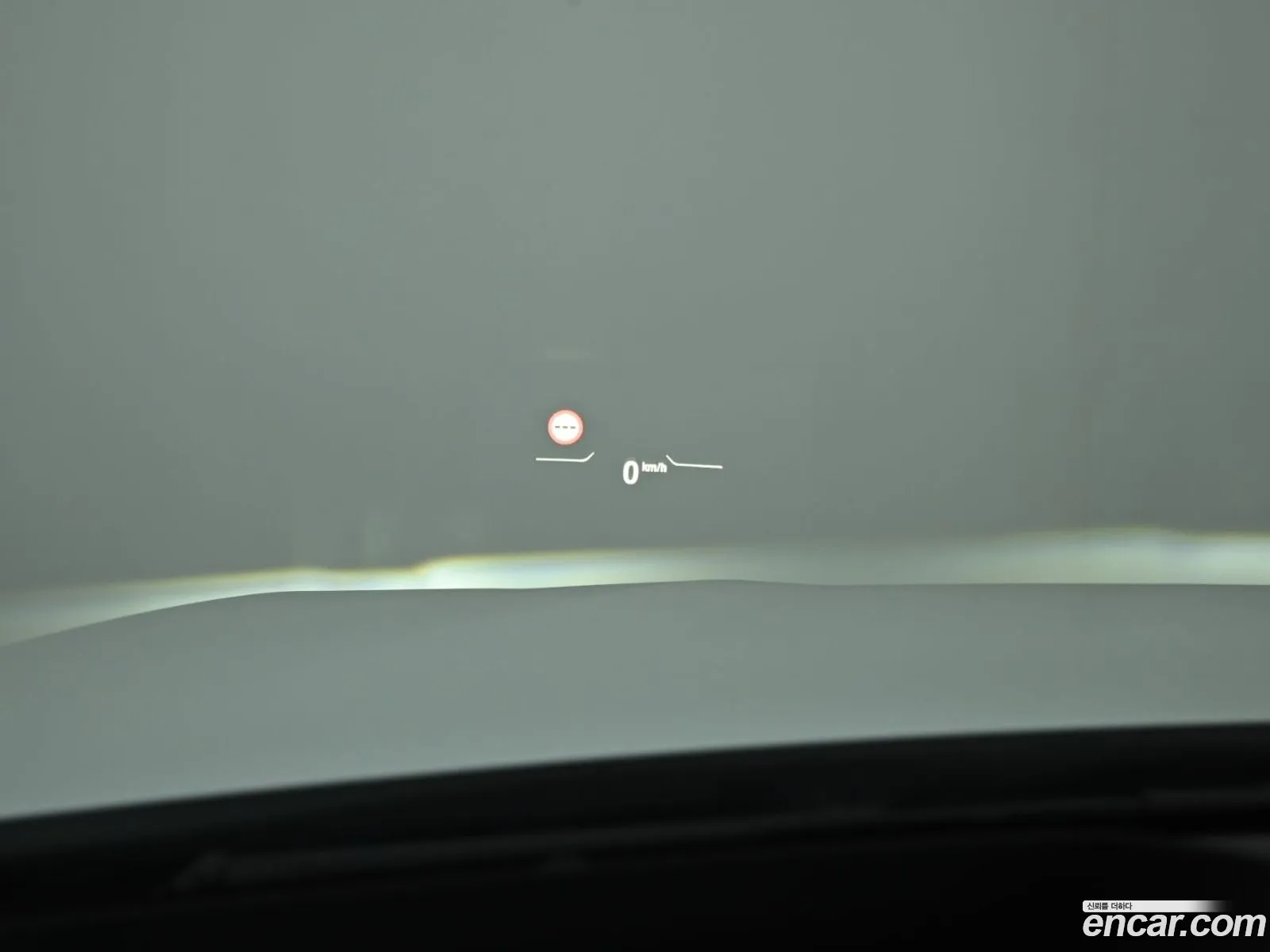 BMW Z4 2025 WBAHF7108SWY48830 — 8
