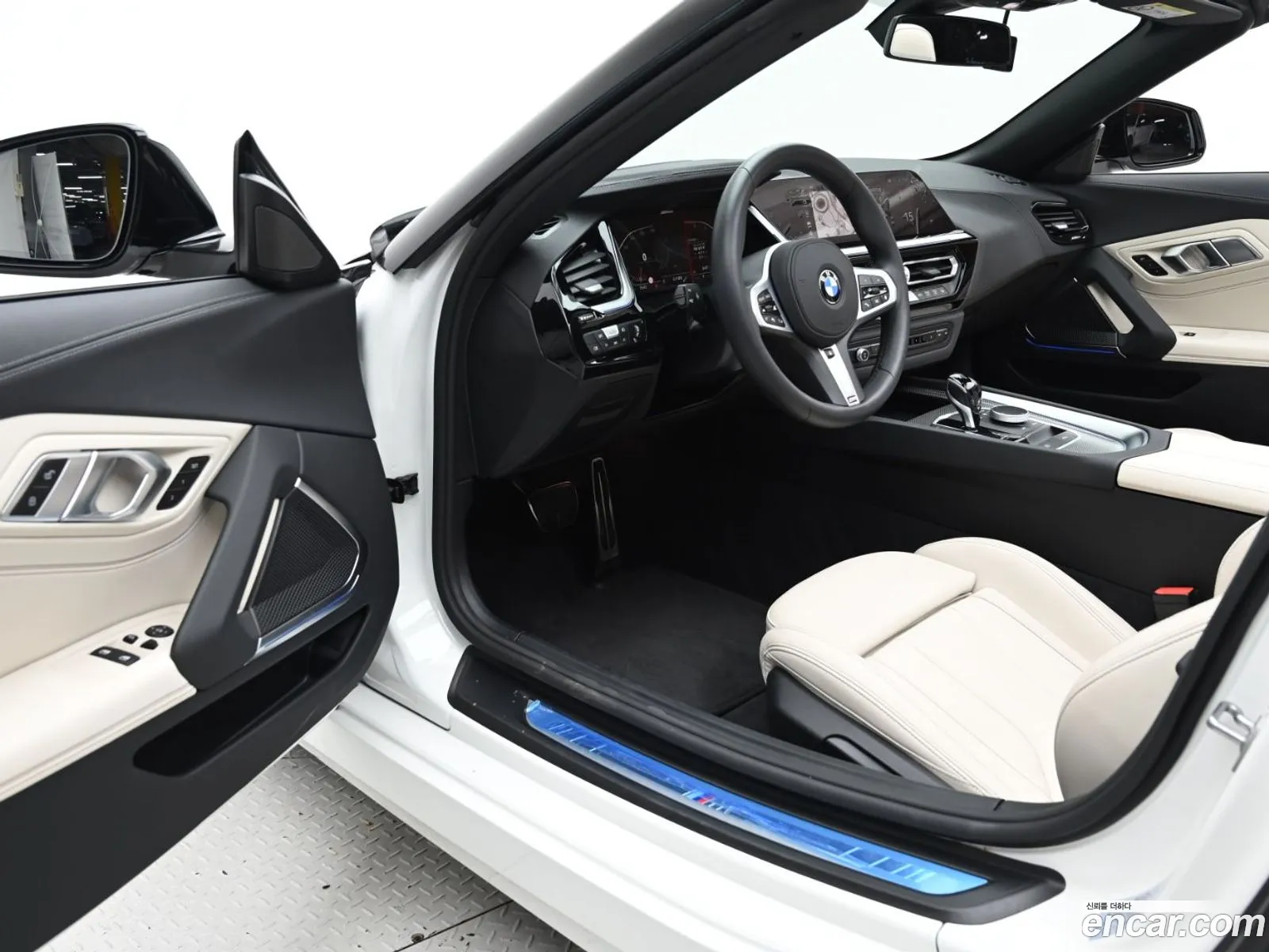 BMW Z4 2025 WBAHF7108SWY48830 — 9