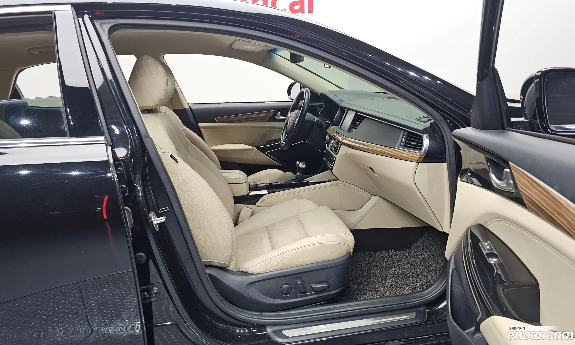 Kia K7 2016 — 23