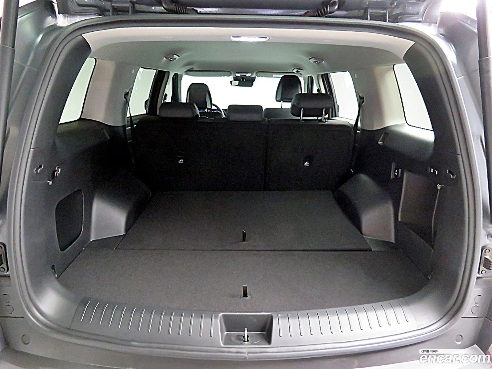 Hyundai Santa Fe 2025 — 13