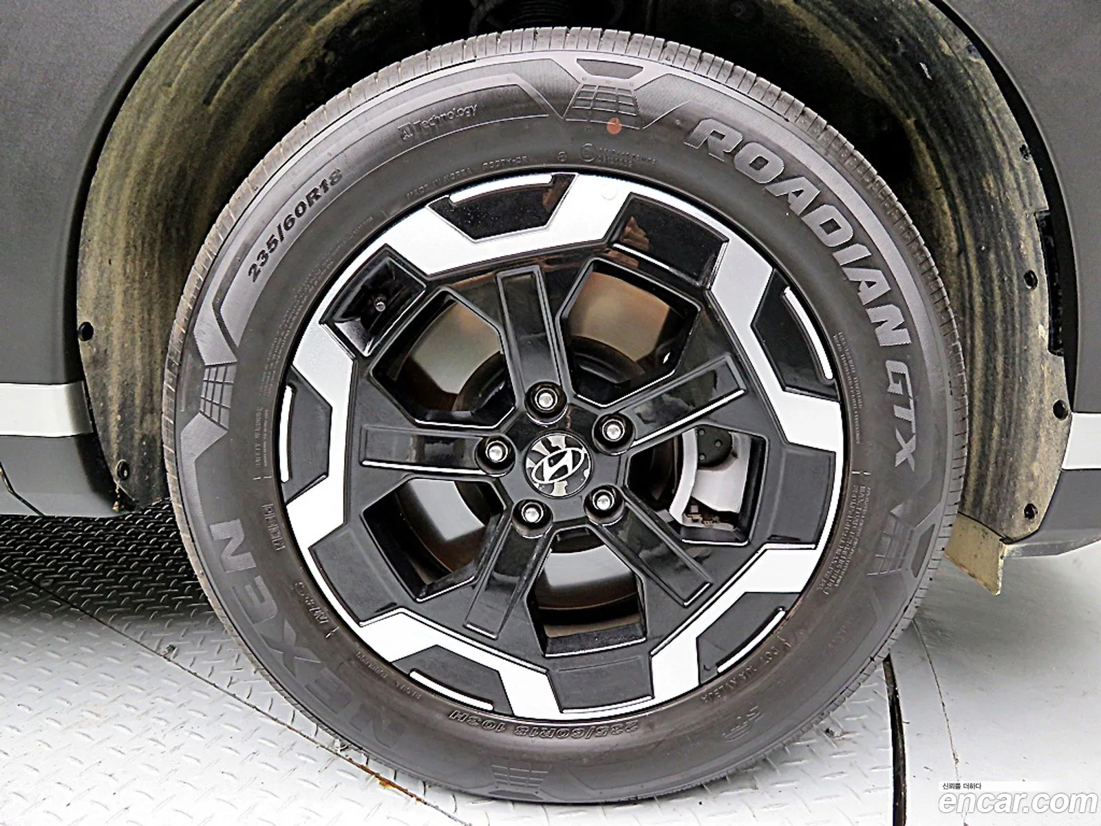 Hyundai Santa Fe 2025 — 3