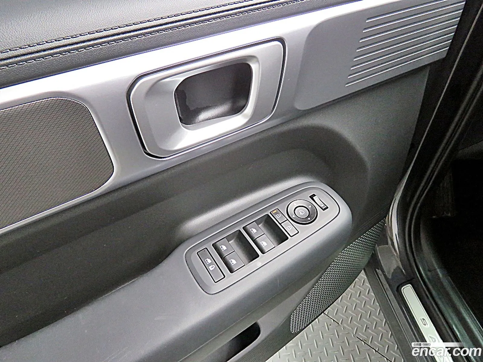 Hyundai Santa Fe 2025 — 6