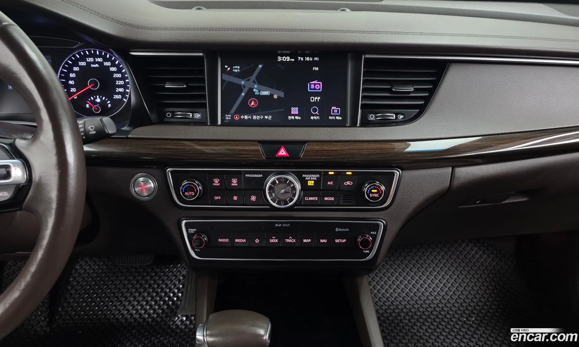 Kia K7 2019 — 10