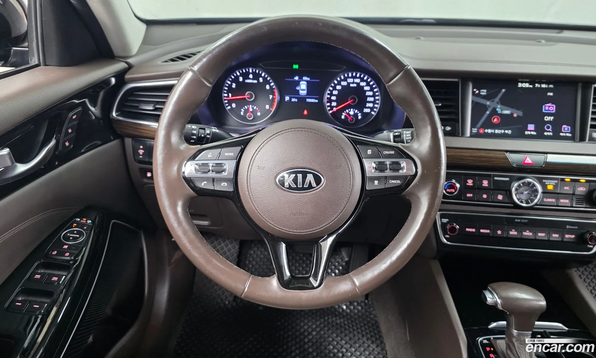 Kia K7 2019 — 19