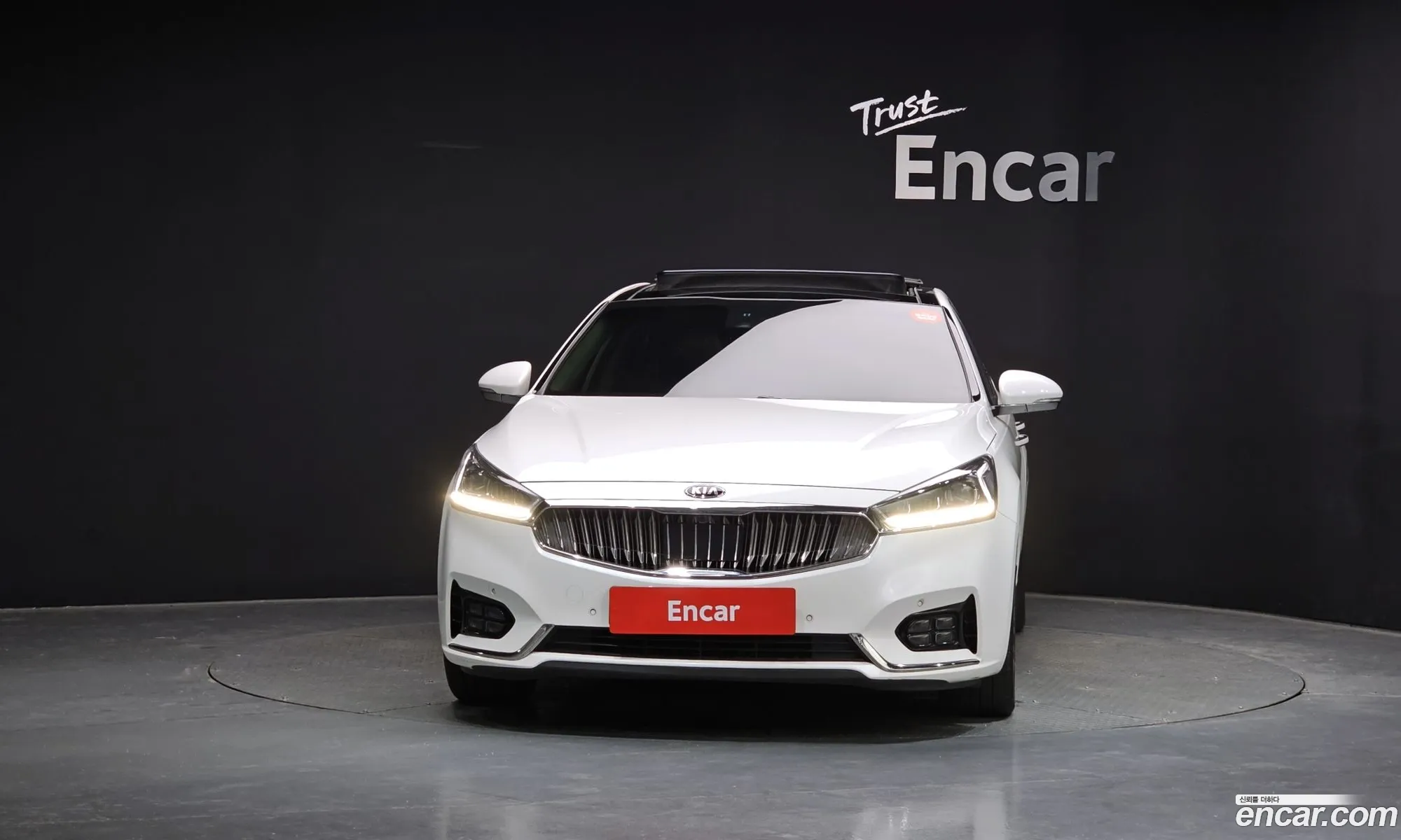 Kia K7 2019 — 8