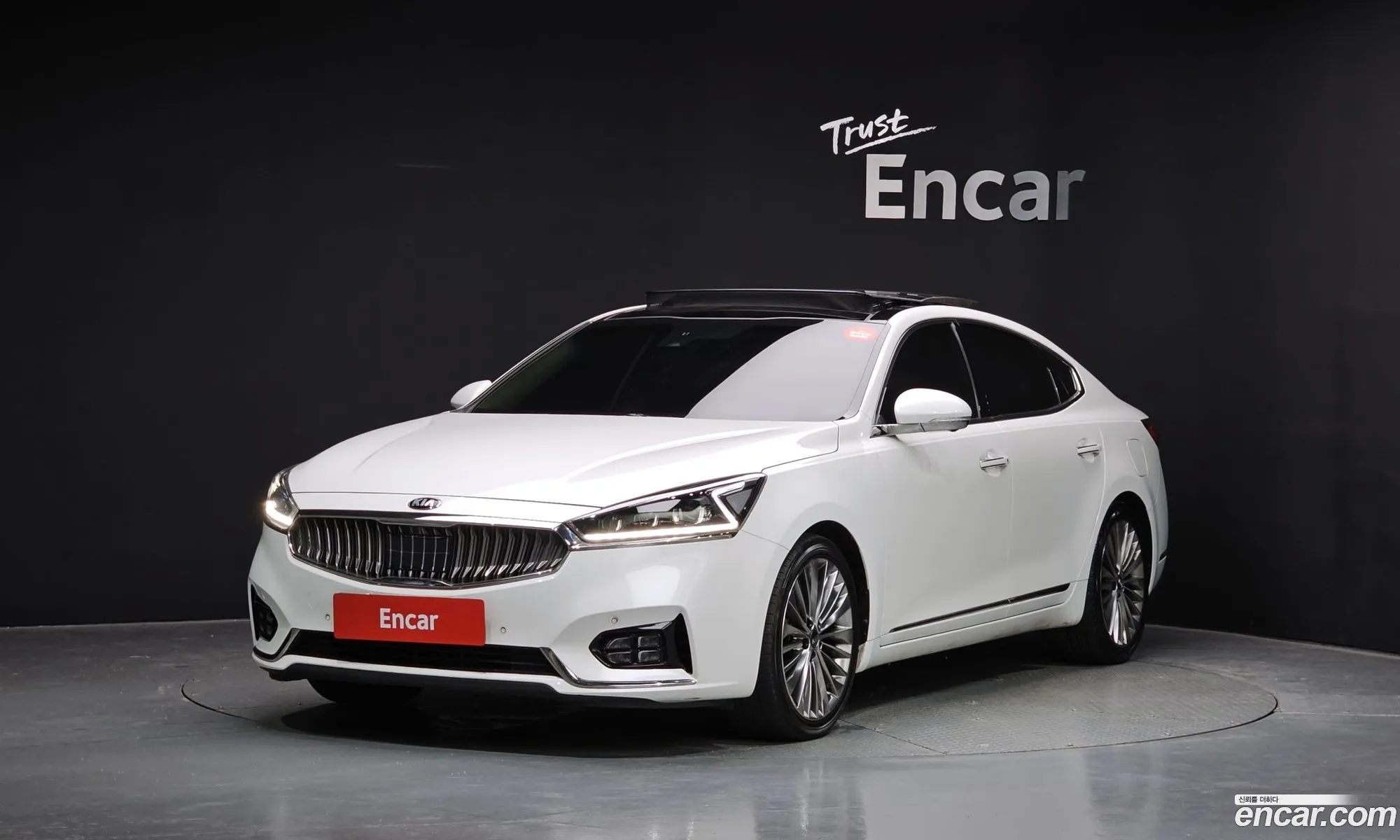 Kia K7 2019 — 27