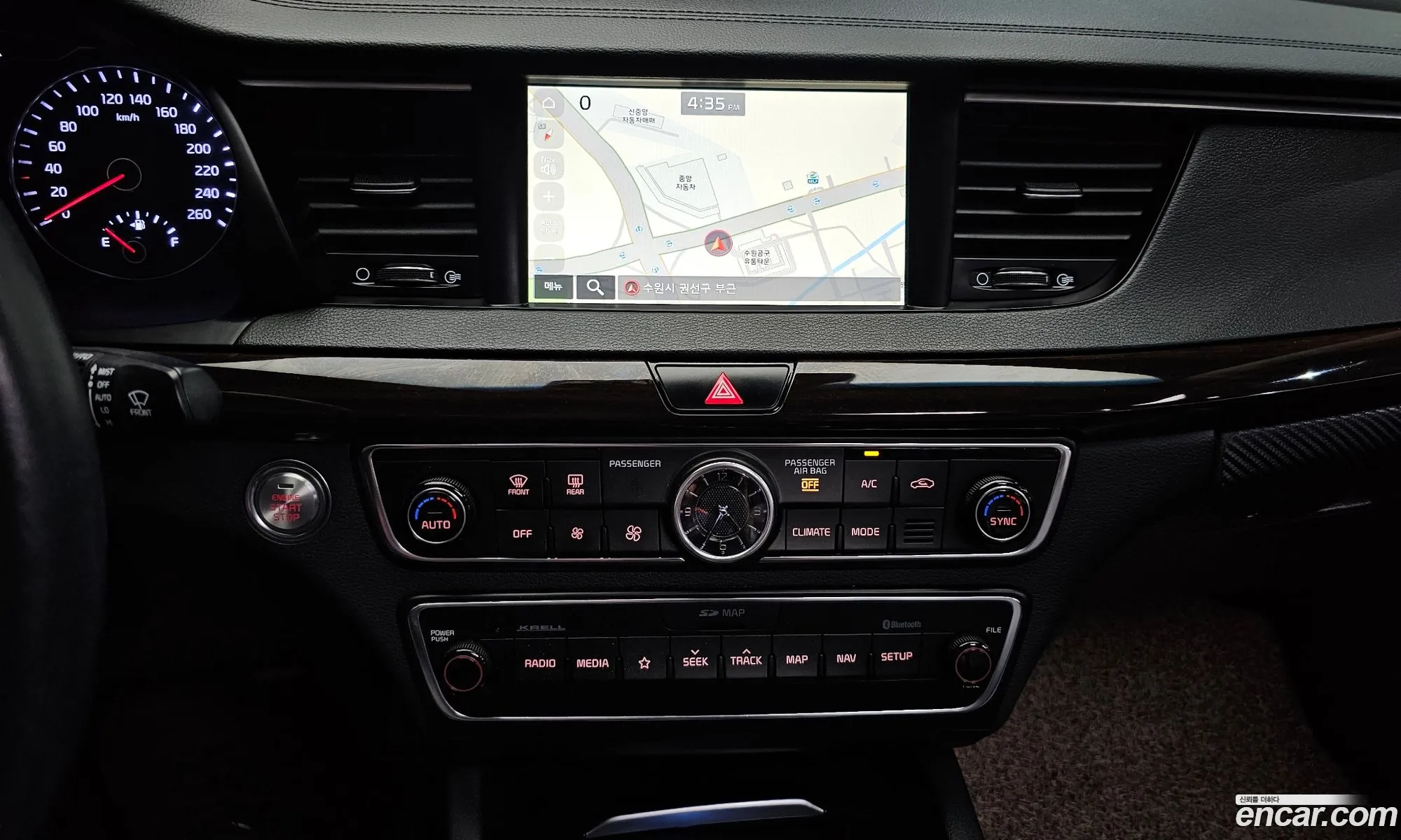 Kia K7 2019 — 29