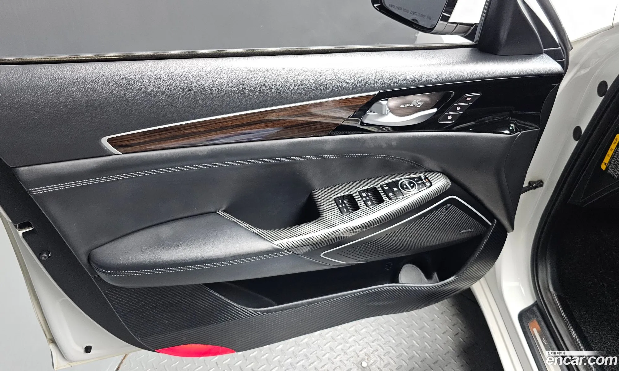 Kia K7 2019 — 11