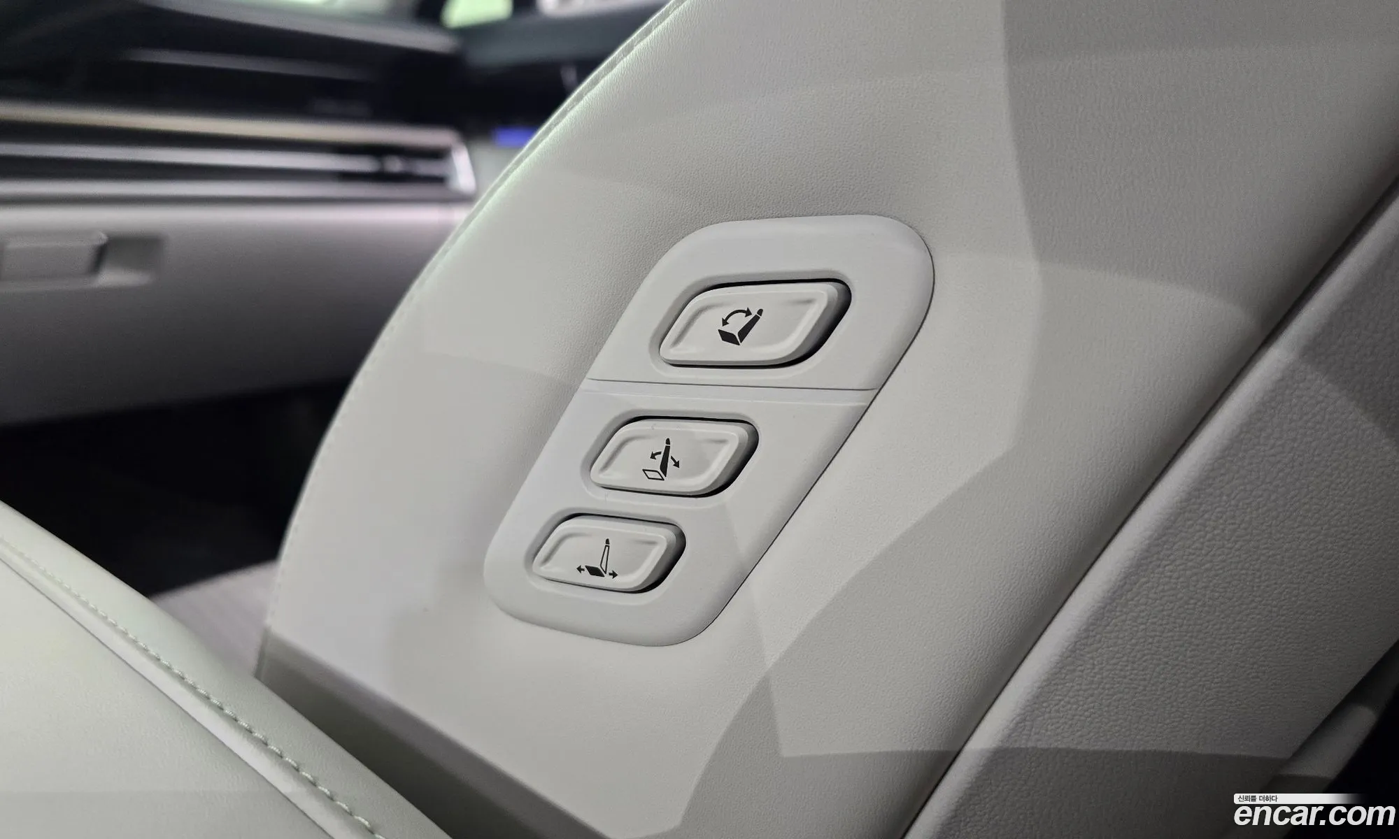 Hyundai Grandeur 2023 KMHN341DBRA063743 — 2