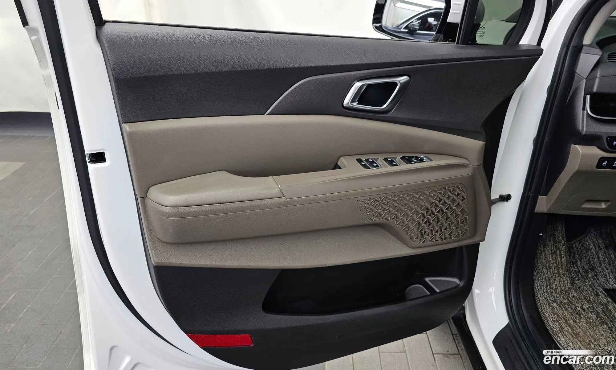 Kia Carnival 2024 — 7