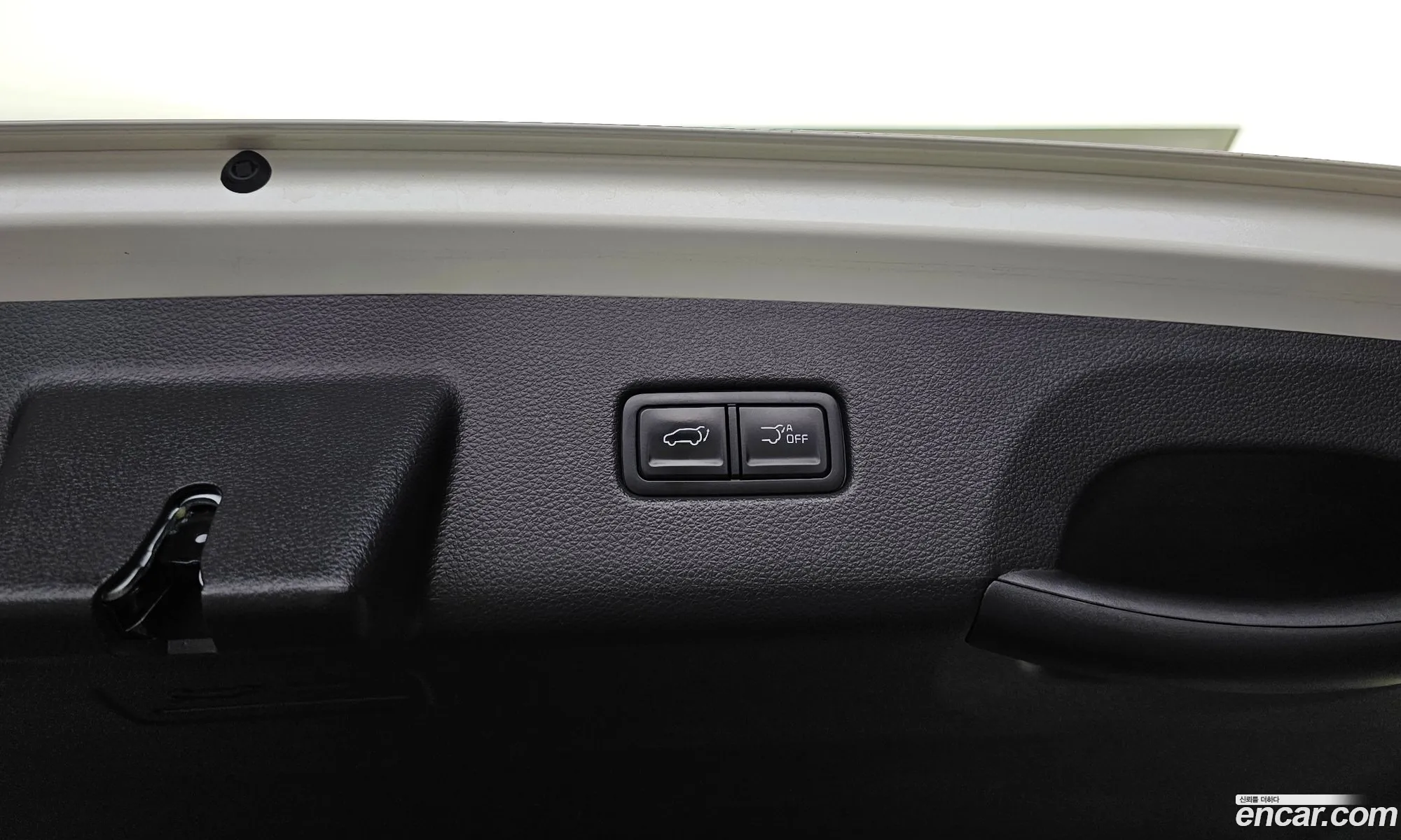 Kia Carnival 2024 — 18