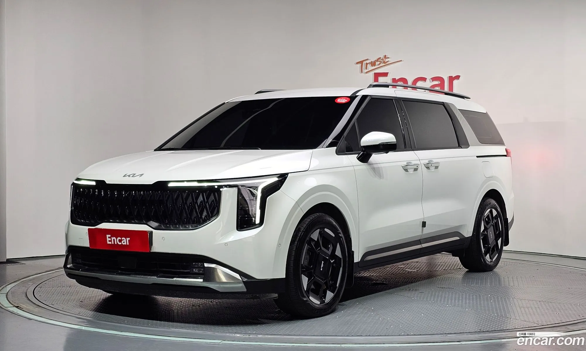Kia Carnival 2024 — 33