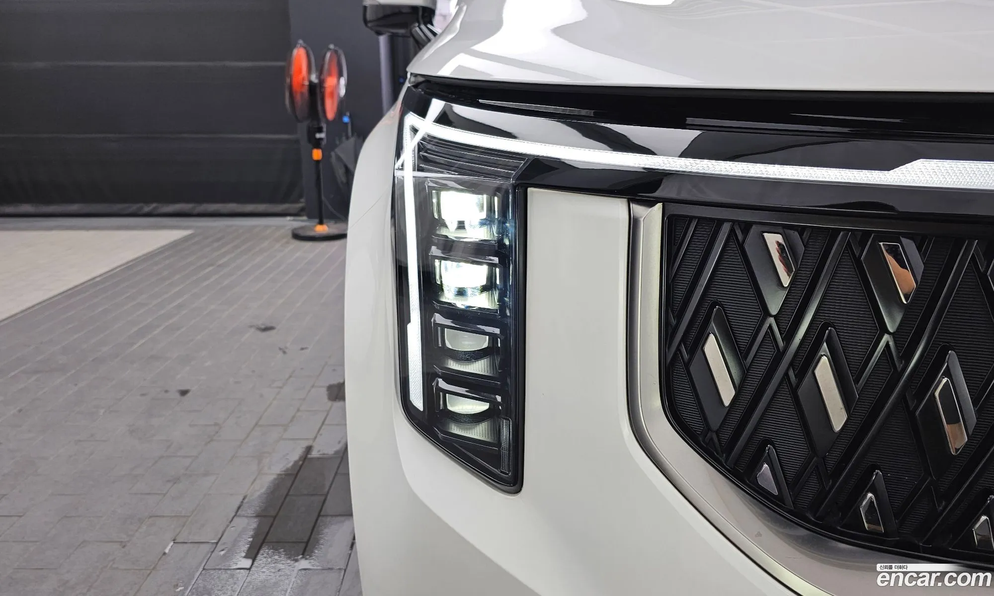 Kia Carnival 2024 — 24