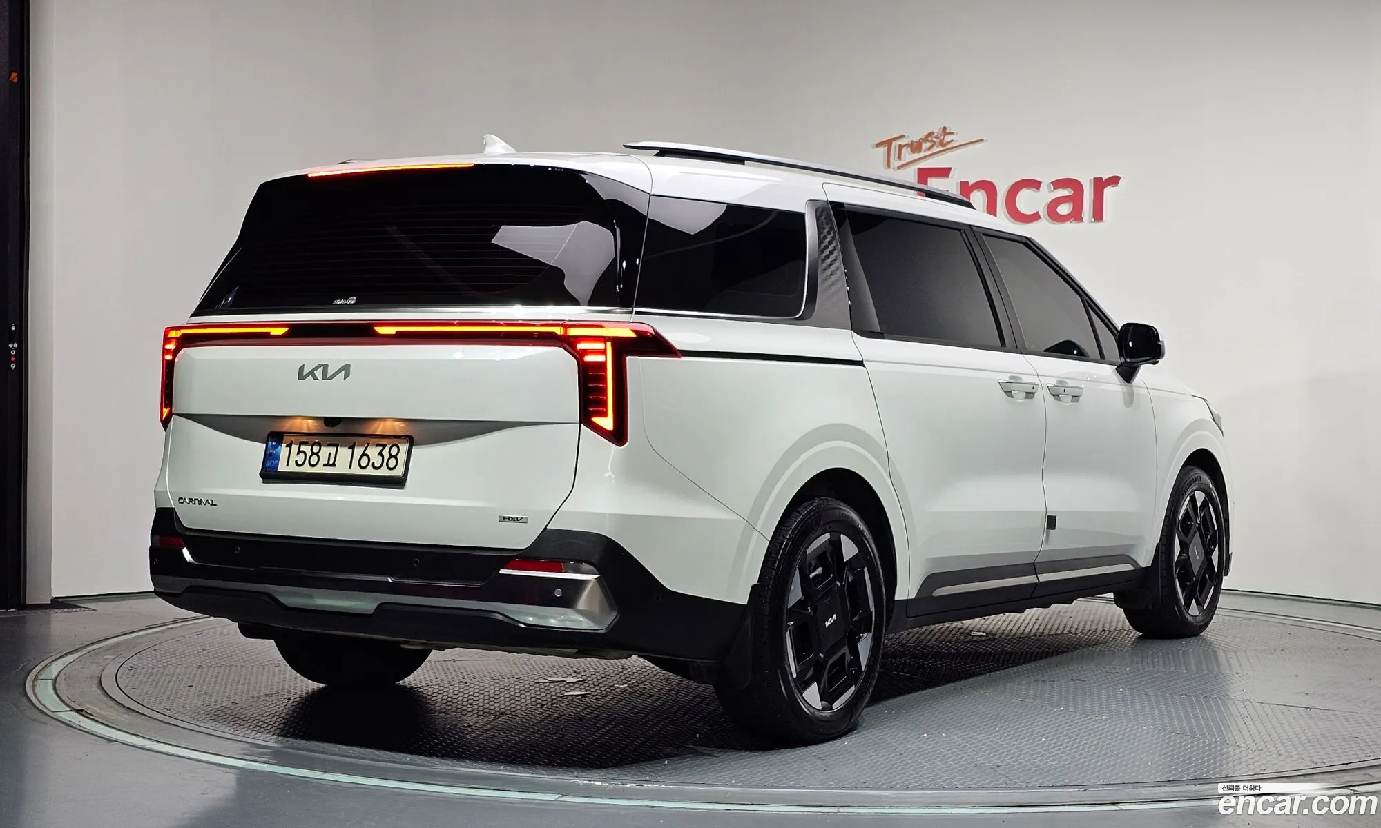 Kia Carnival 2024 — 19