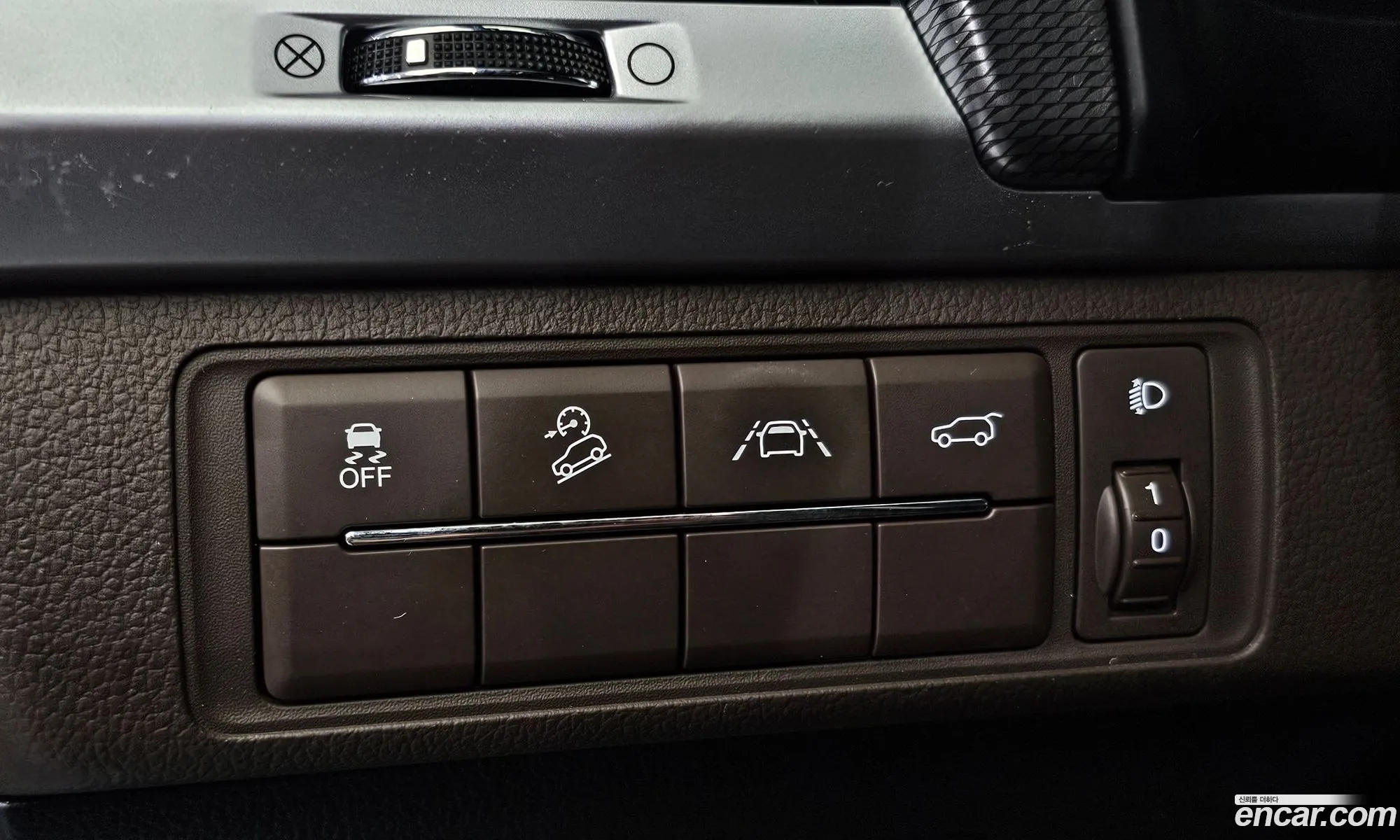 KG Mobility (SsangYong) Rexton 2022 KPBGA2AE1PP086834 — 19