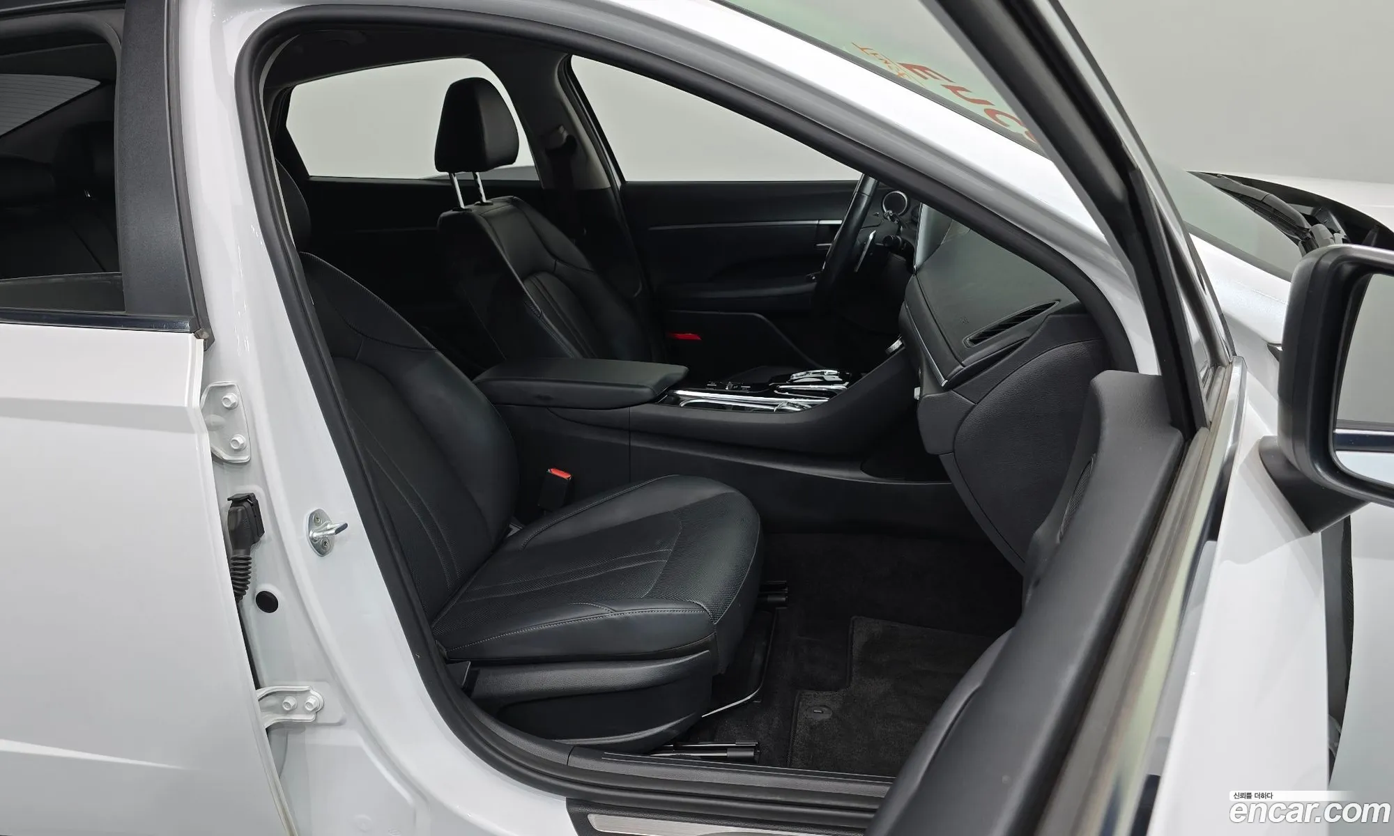 Hyundai Sonata 2019 — 30