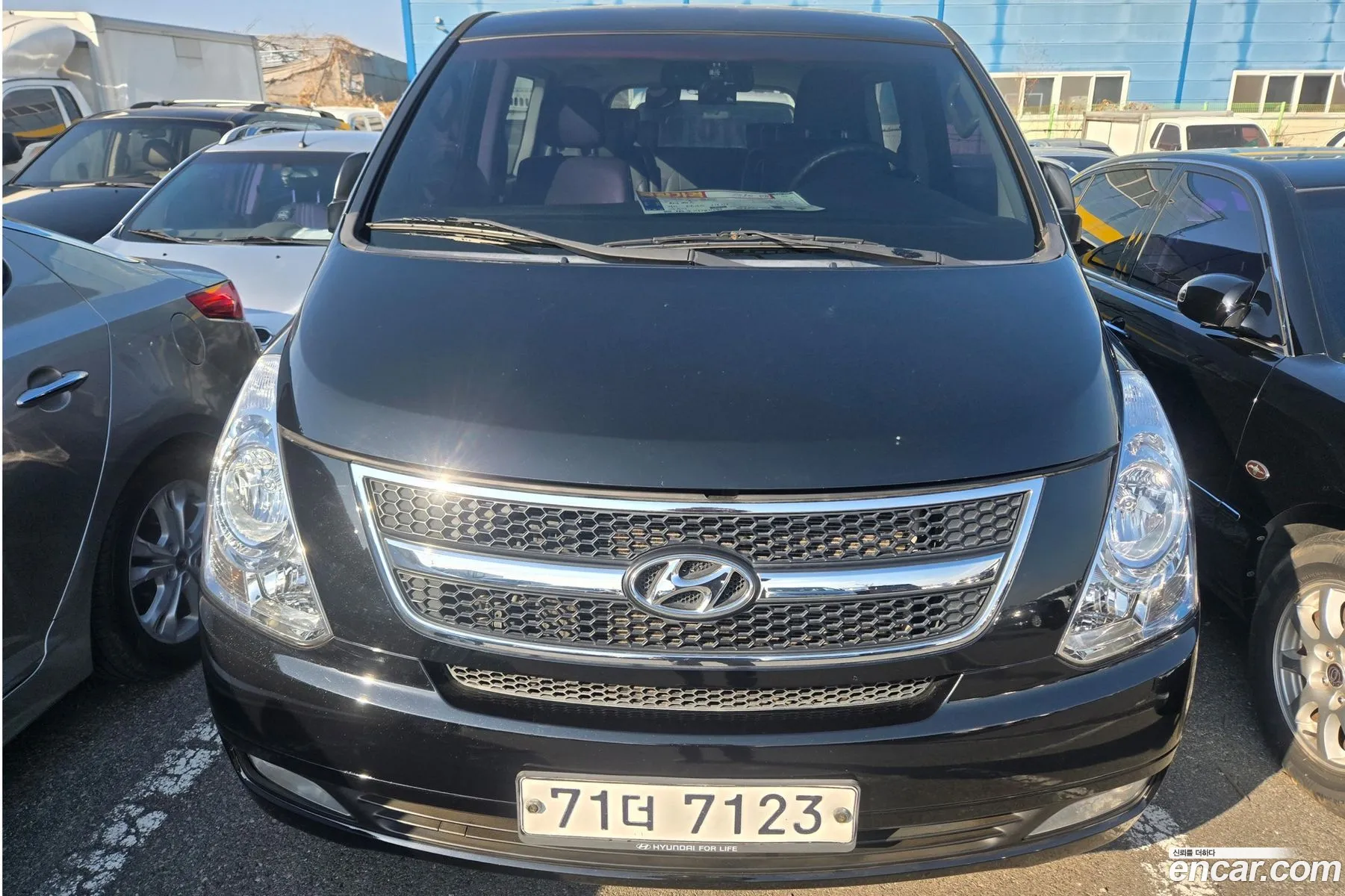 Hyundai Grand Starex 2015 — 2