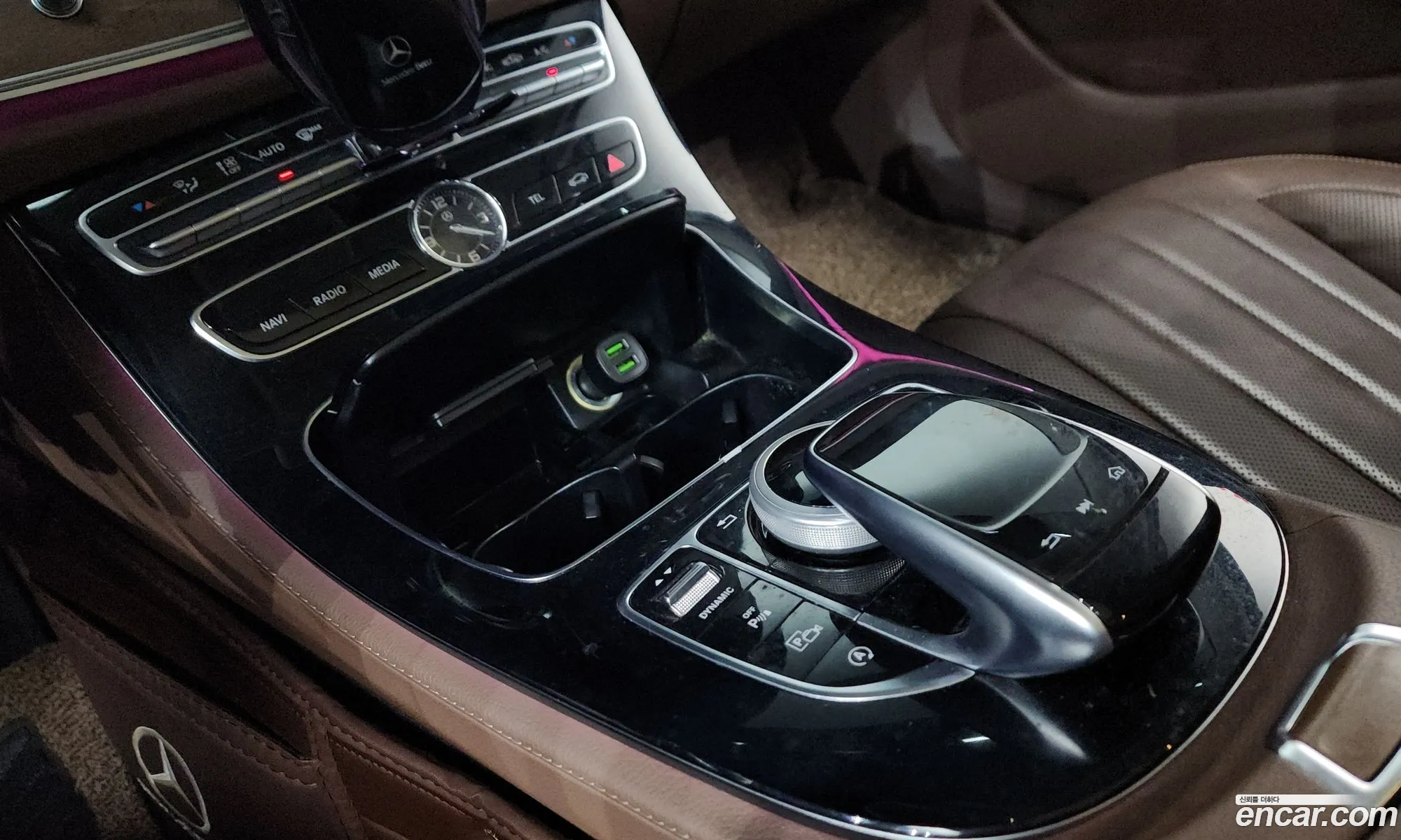 Mercedes-Benz E-Class W213 2017 — 34