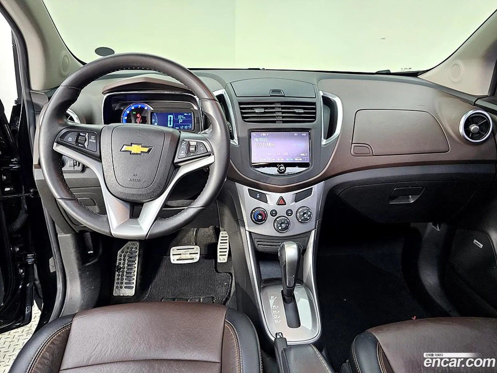 Chevrolet (GM Daewoo) Trax 2015 — 16