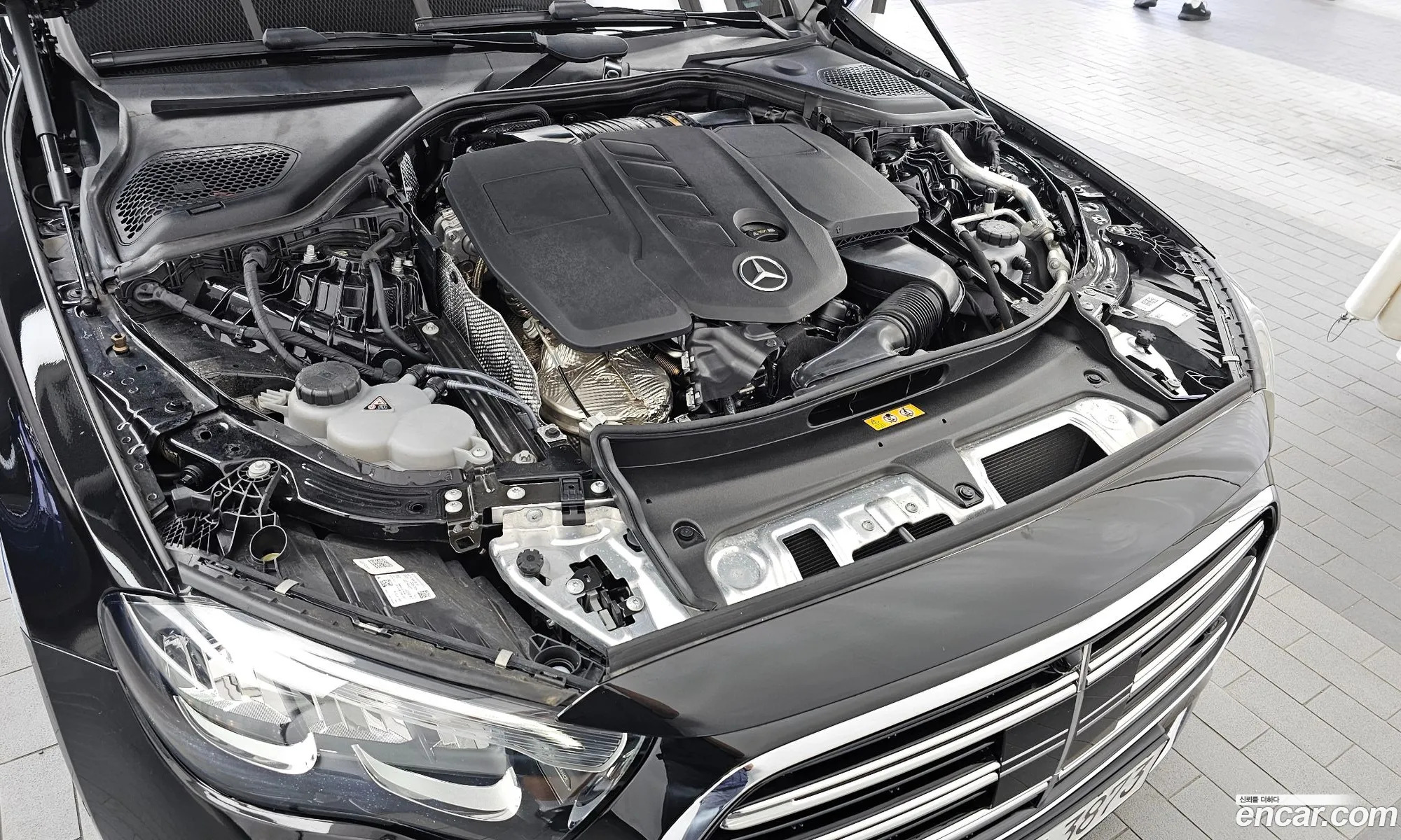 Mercedes-Benz E-Class W214 2024 W1KLF0FB2RA033065 — 11