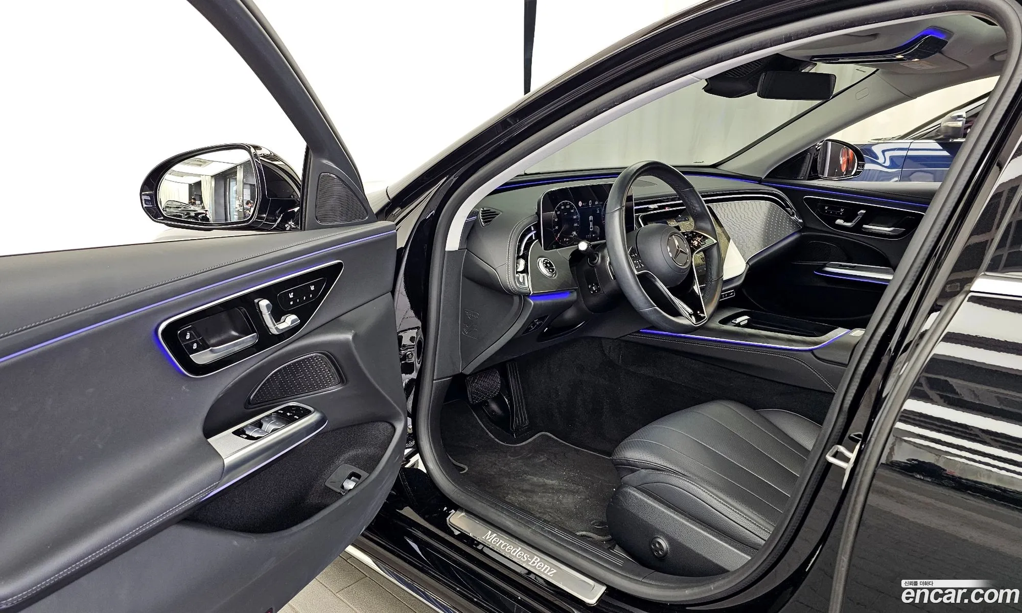 Mercedes-Benz E-Class W214 2024 W1KLF0FB2RA033065 — 4