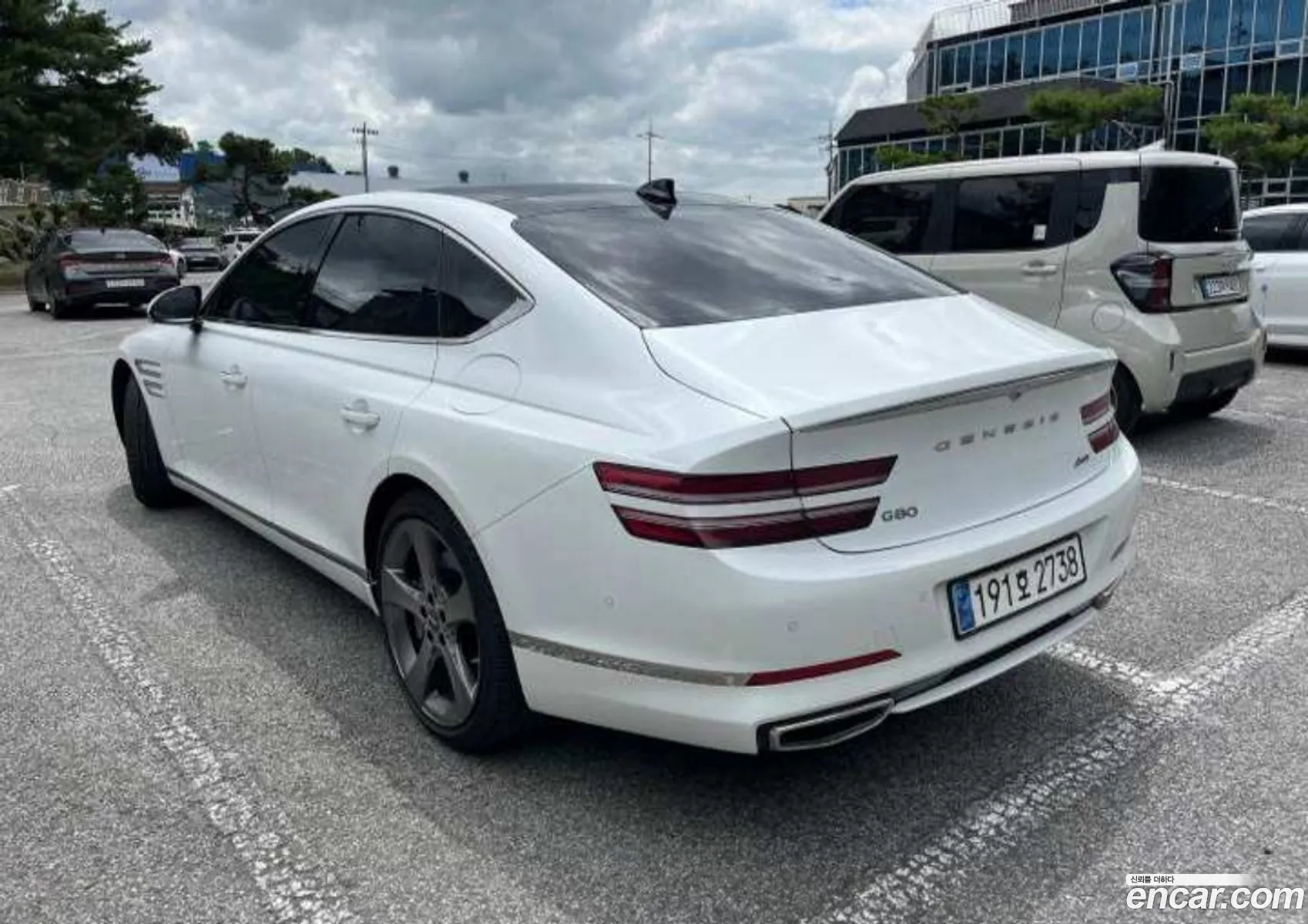 Genesis G80 2023 — 2