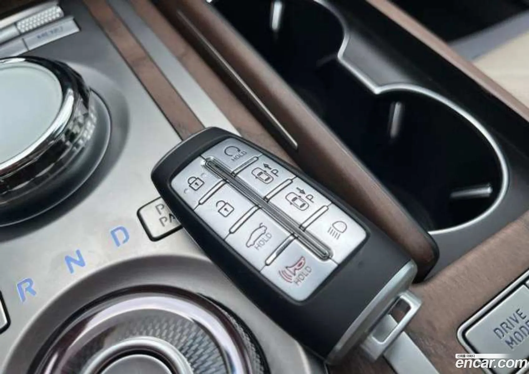 Genesis G80 2023 — 10