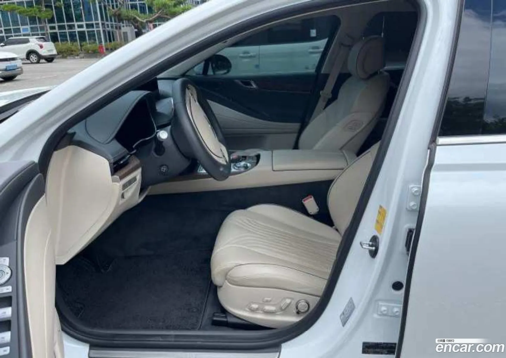 Genesis G80 2023 — 12