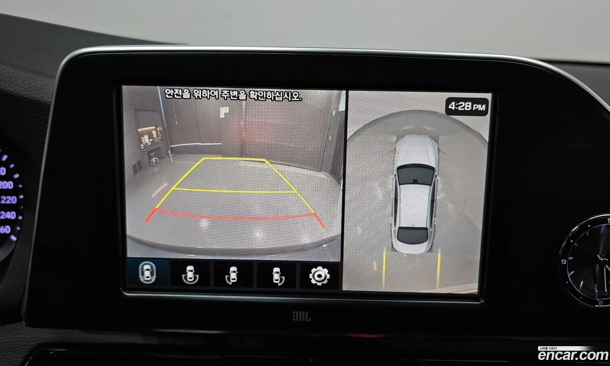 Hyundai Grandeur IG Hybrid