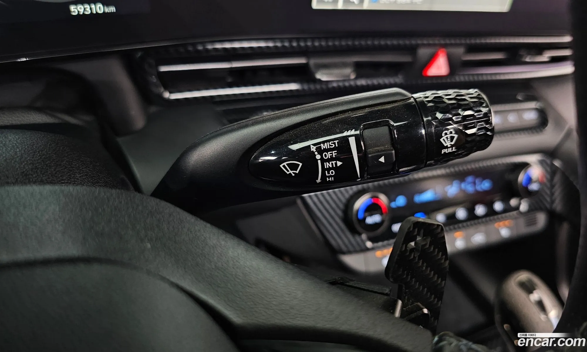 Hyundai Elantra 2021 — 32