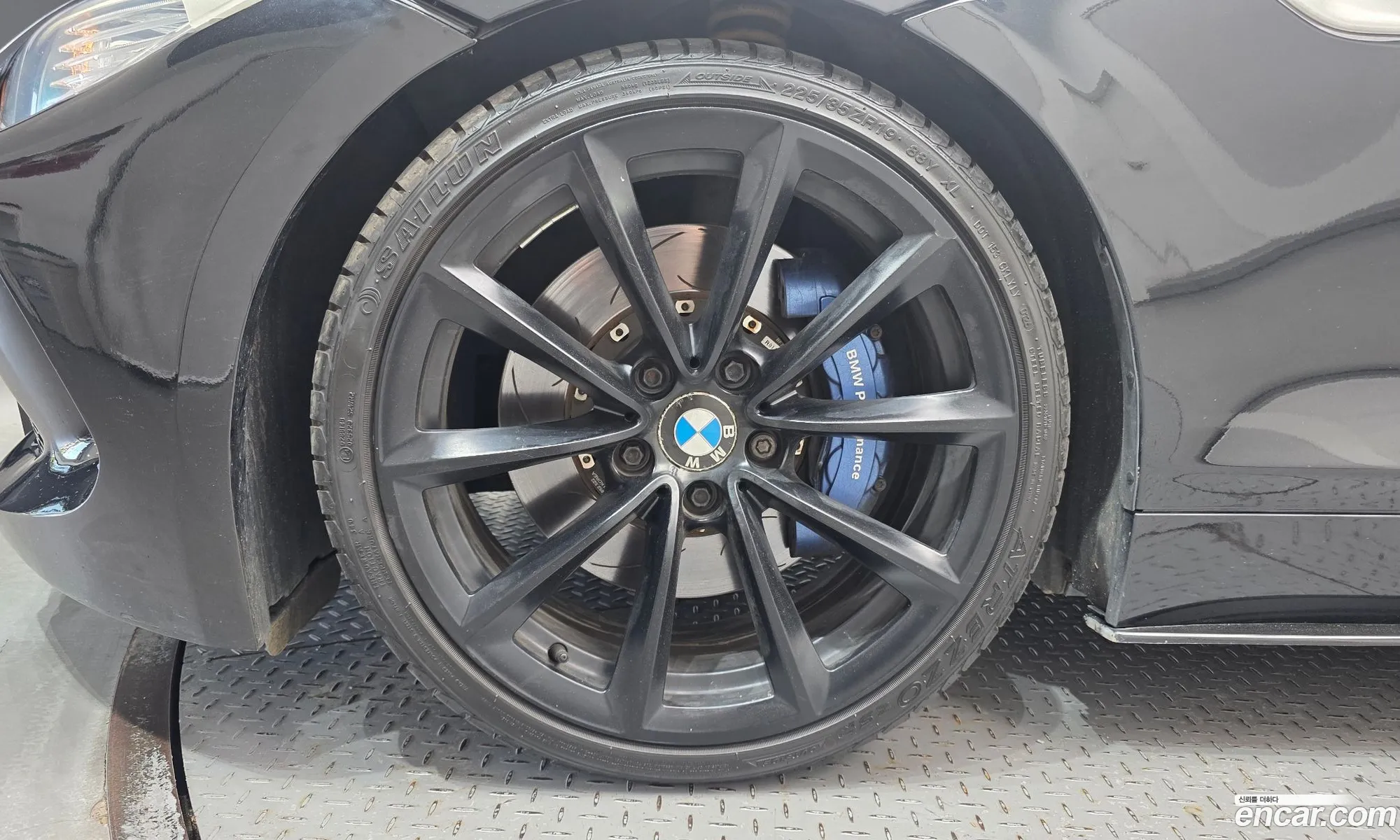 BMW Z4 2009 WBALM71099E372393 — 11