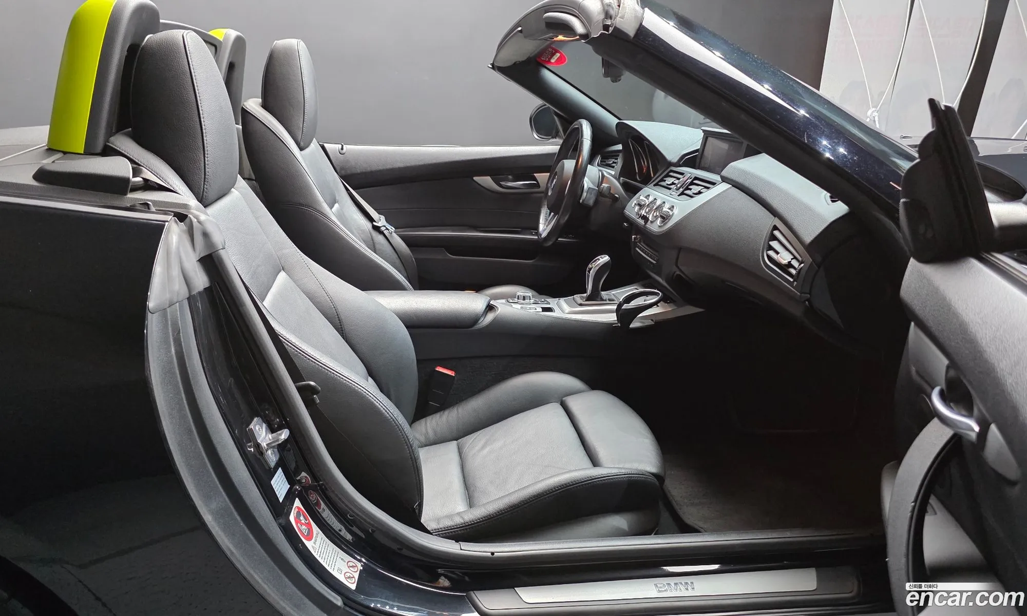 BMW Z4 2009 WBALM71099E372393 — 8