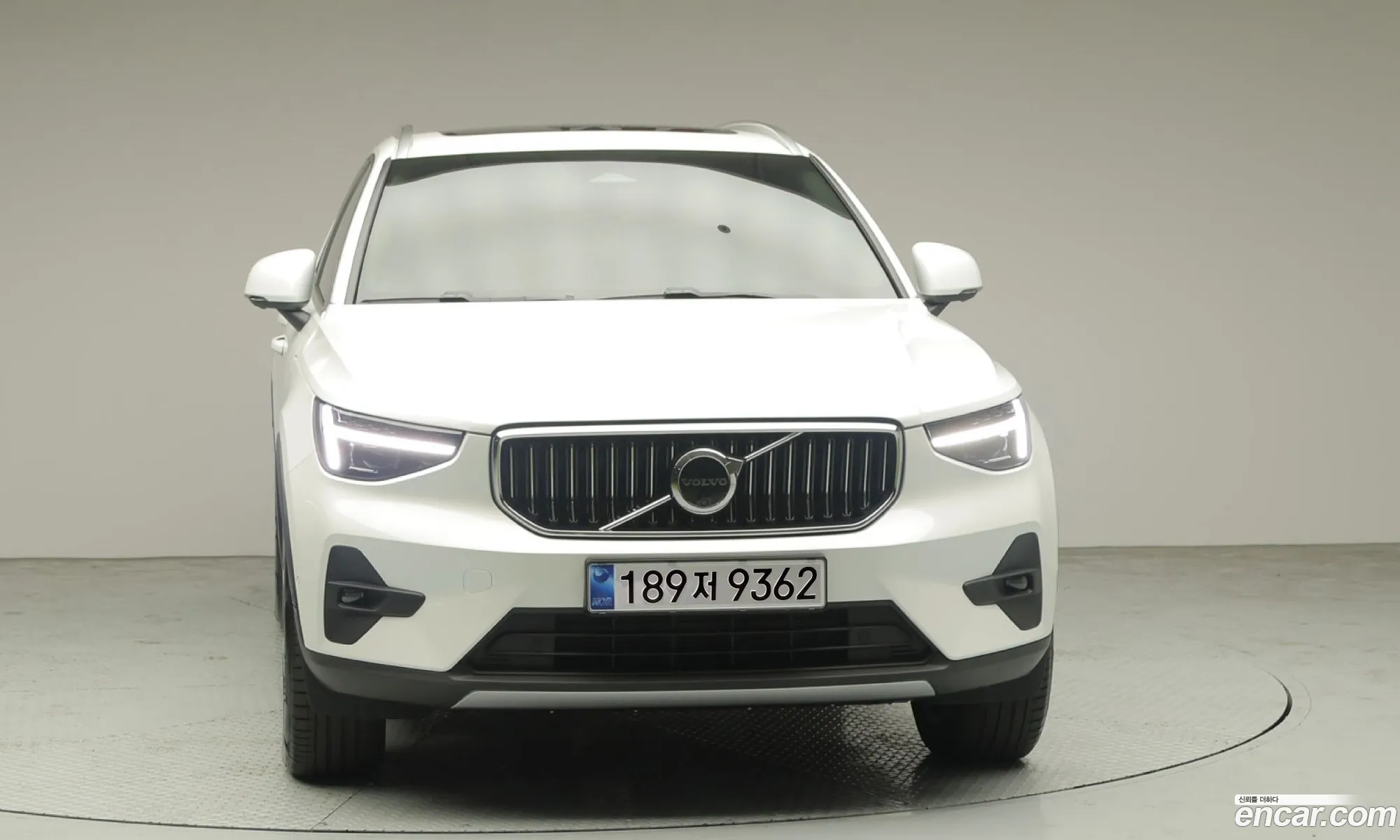 Volvo XC40 2025 — 14