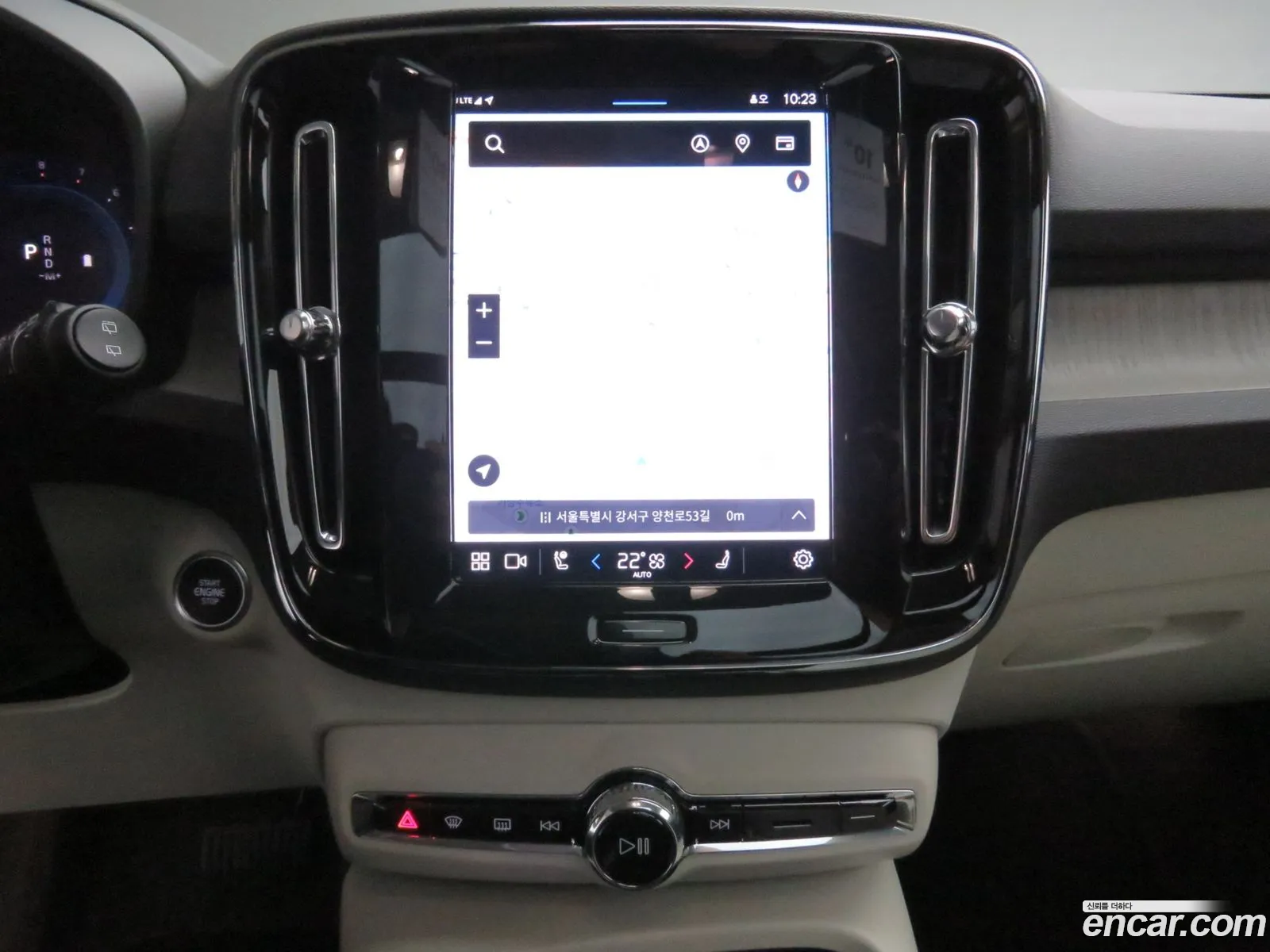 Volvo XC40 2025 — 7