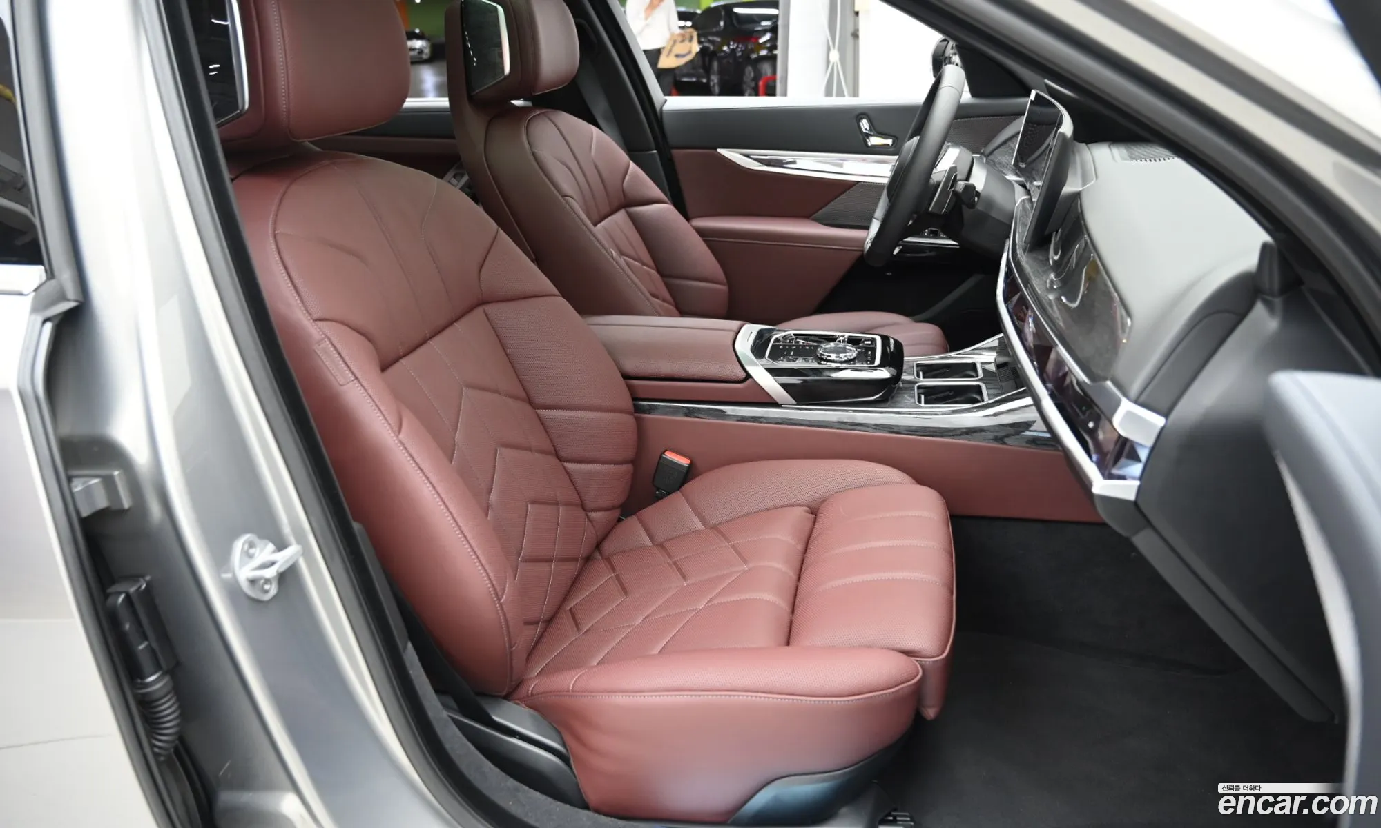 BMW 7 Series 2026 — 7